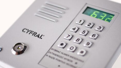 découvrez notre intercom performant pour une communication claire et sécurisée entre différentes zones. idéal pour bureaux, résidences et industries.