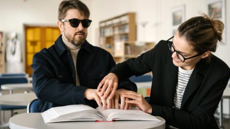 découvrez nos supports spéciaux conçus pour répondre à tous vos besoins spécifiques, alliant qualité et durabilité.