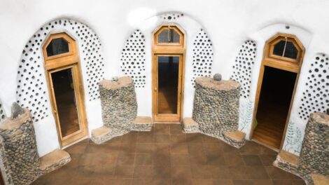 découvrez nos fenêtres de toit avec isolation thermique optimale pour un confort énergétique accru et des économies sur votre facture de chauffage.