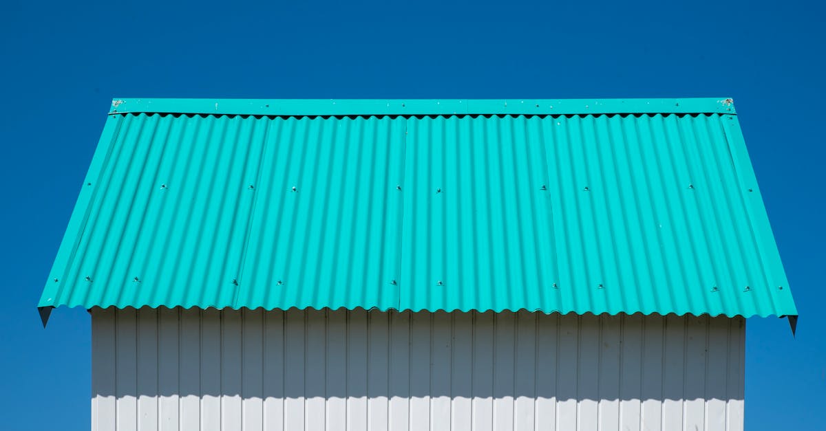 étanchéité de toiture : protégez votre toit contre les infiltrations d'eau avec des solutions durables et efficaces pour assurer la longévité de votre bâtiment.
