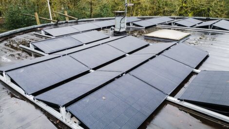 découvrez le couplage de pompe à chaleur solaire, une solution écologique et économique pour optimiser le chauffage et réduire votre consommation d'énergie.