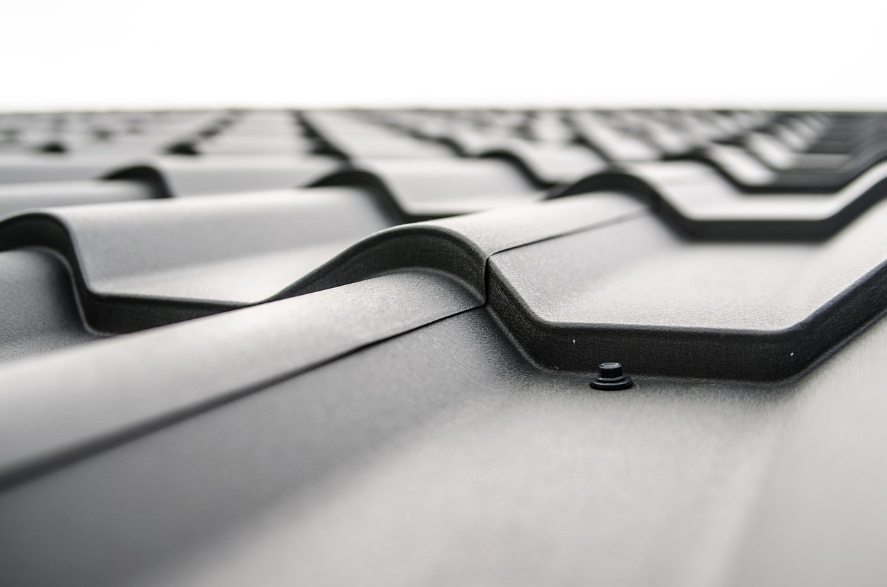 inspection de toit professionnelle pour assurer la sécurité et la durabilité de votre habitation. détection rapide des problèmes et conseils d'entretien.